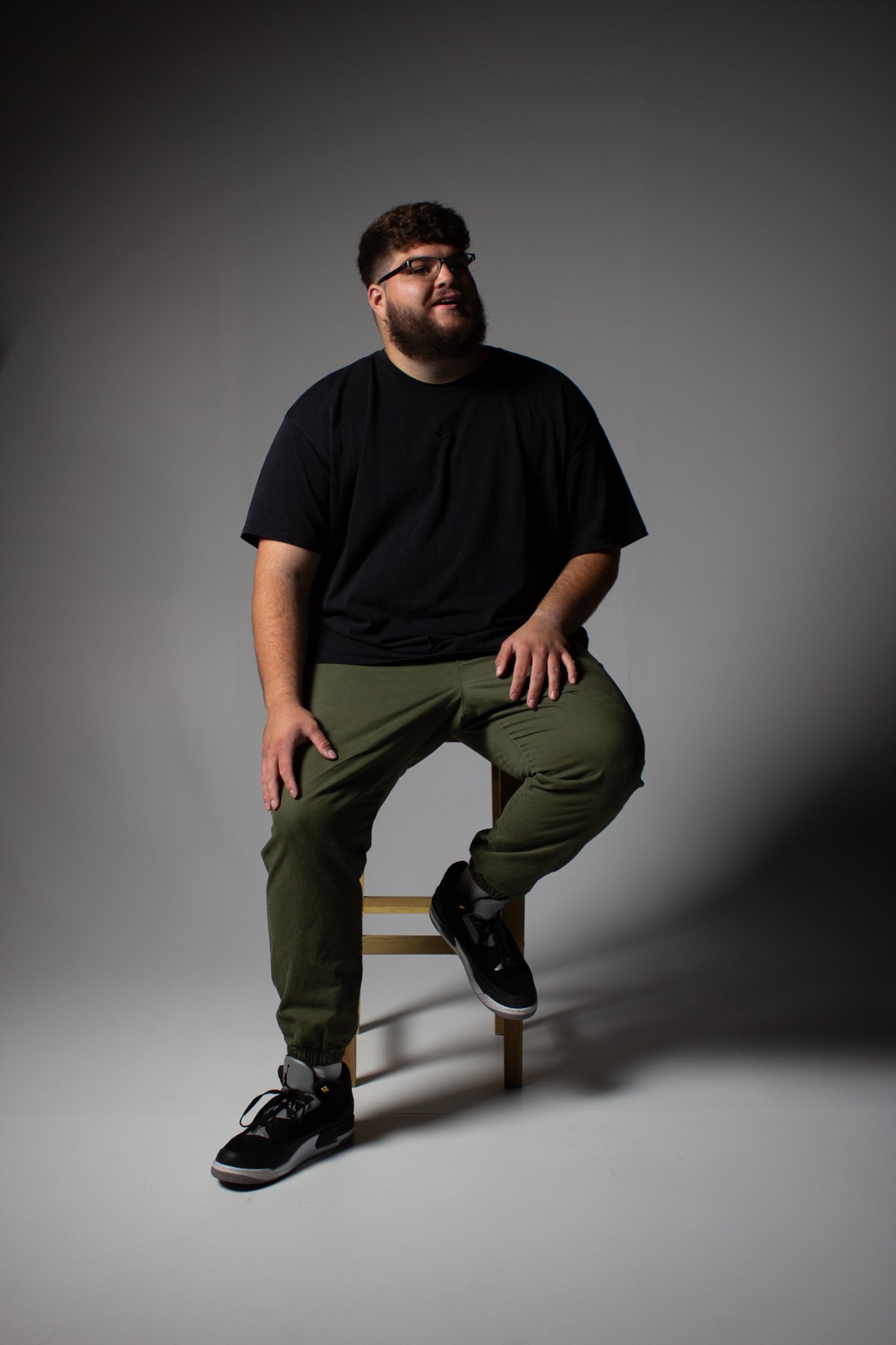 Studio portrait of Zac Tocher, Oahu photographer
